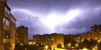 How to prepare for thunderstorms