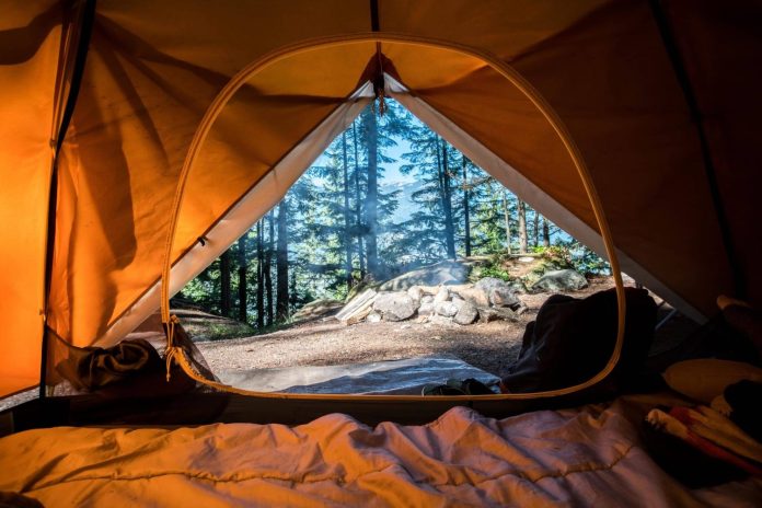 how many pairs of clothes should i bring camping 3