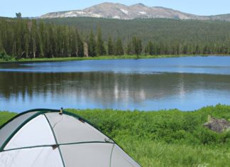 can you explain the benefits of a freestanding camping tent