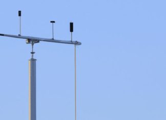 how tall should the weather station mounting pole be