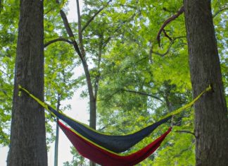 what are the benefits of using a camping hammock instead of a tent