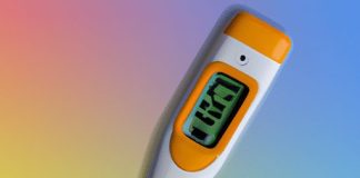 what does the weather station thermometer sensor measure