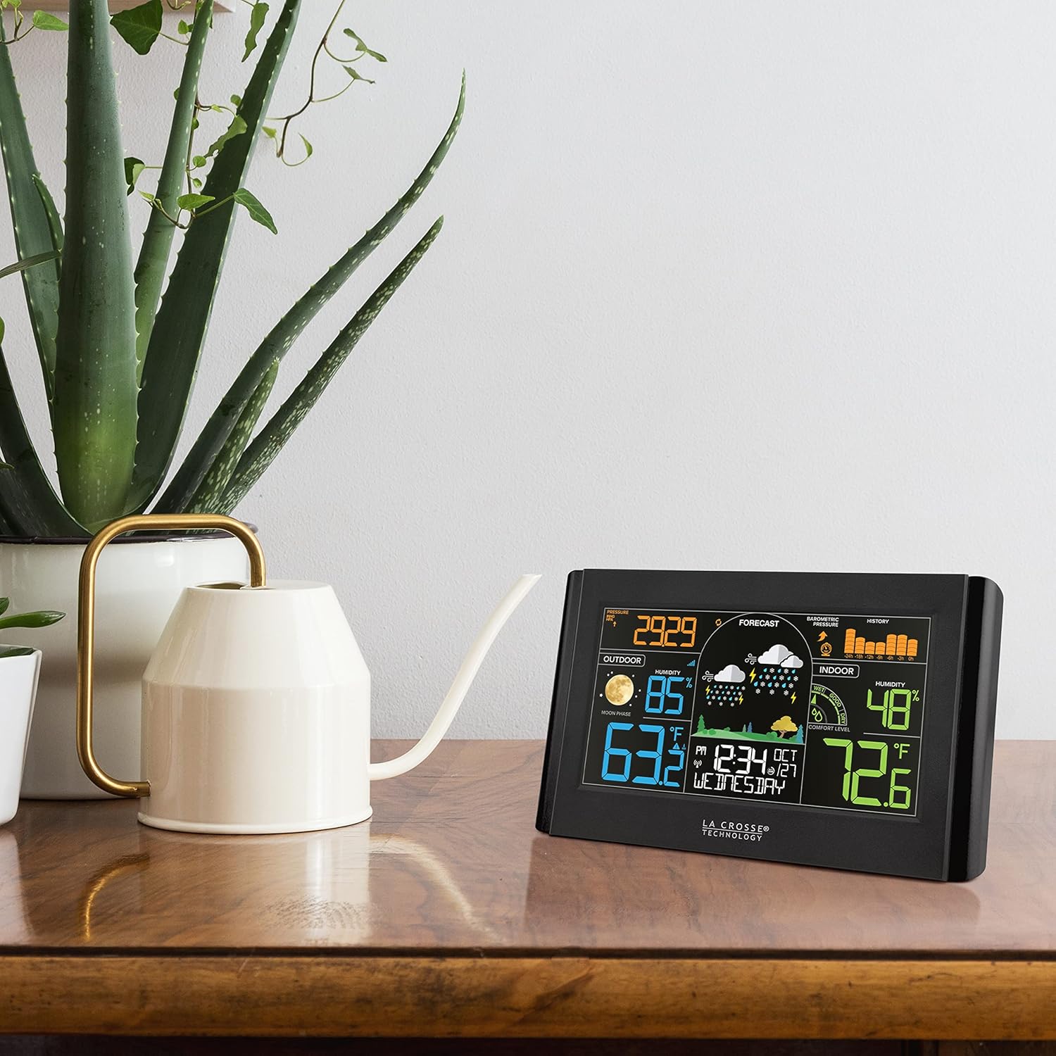 La Crosse Technology 308-27937-INT Wireless Color Weather Station with Bonus Display, Black