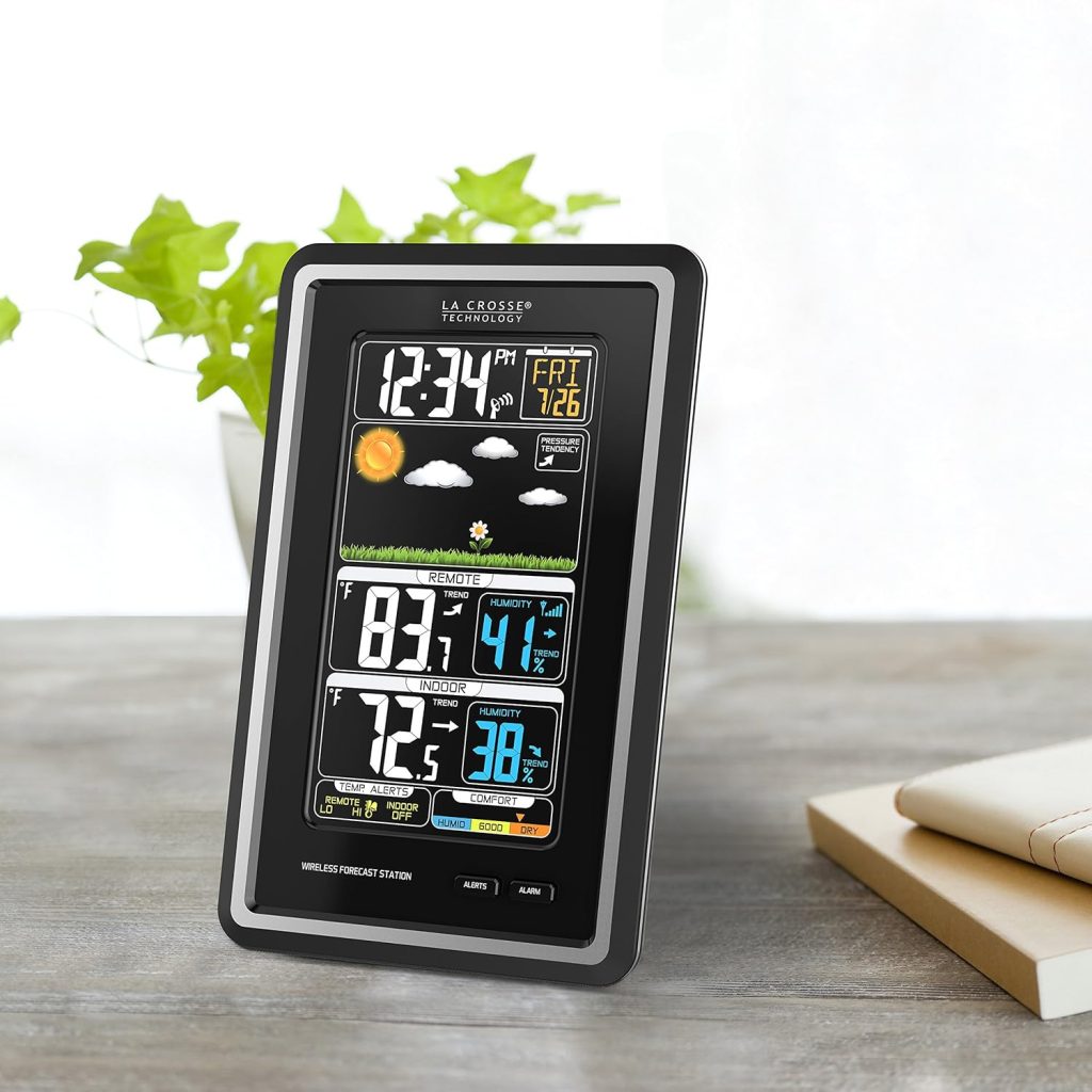 La Crosse Technology Wireless Color Weather Station - Real-time Backyard Weather, Humidity Comfort Meter, Animated Forecast, Temperature Alerts, Long Range Transmission (300 Feet)